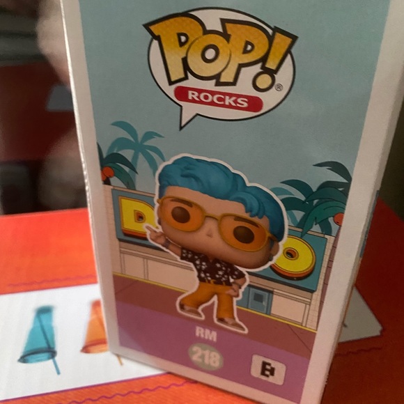 🆕BTS RM DYNAMITE FUNKO - Picture 5 of 7